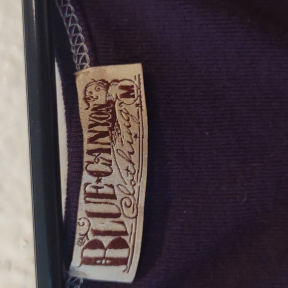 Y2k rhinestone distressed tank top - Picture 3 of 5